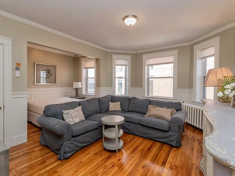 49 Worthington St — Photo 3