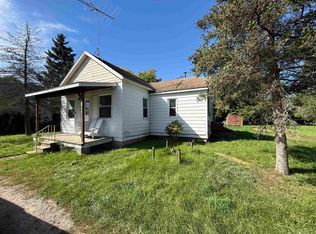 811 N Melita Rd, Sterling, MI 48659
