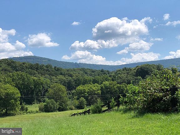 5th image of Fox Hill Rd