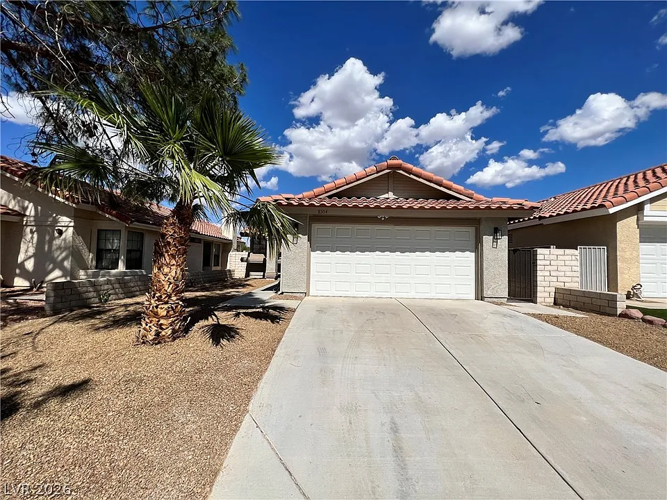 8304 Palmada Dr
