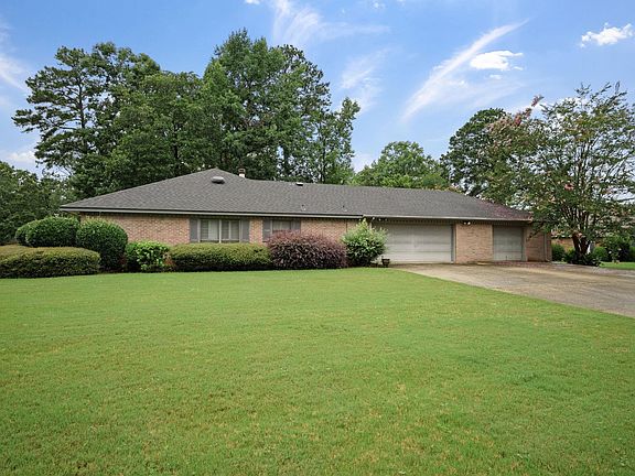 2nd image of 532 Seminole Dr