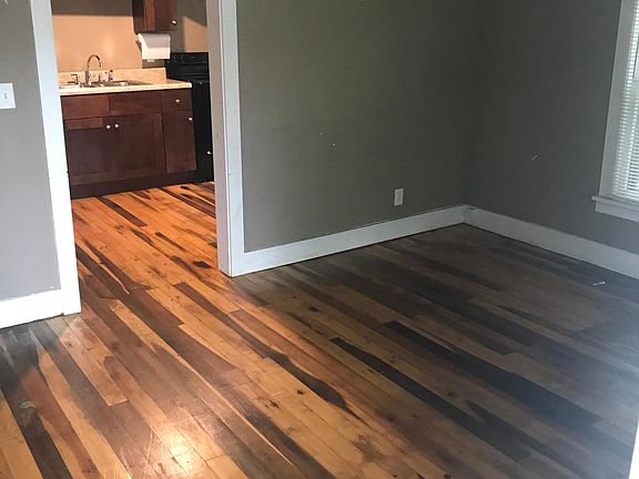 3rd image of 515 E 4th Ave #1