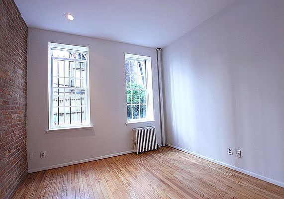 3rd image of 235 E 81st St APT 1RW