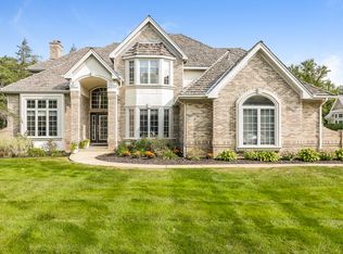 7174 Brae Ct, Gurnee, IL 60031