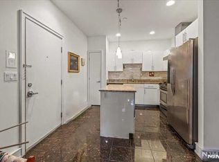 310 Cliff Ln APT 1H, Cliffside Park, NJ 07010
