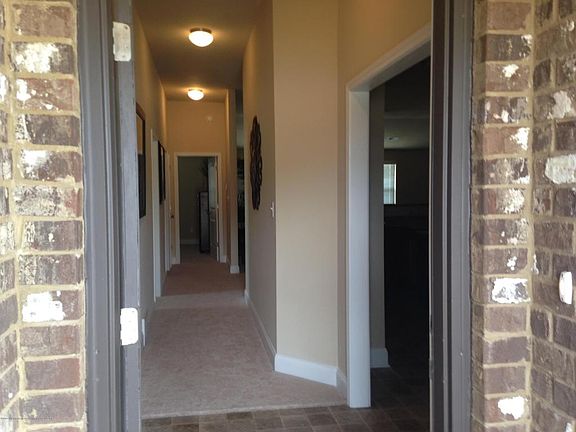 4th image of 2598 Madeline Ln