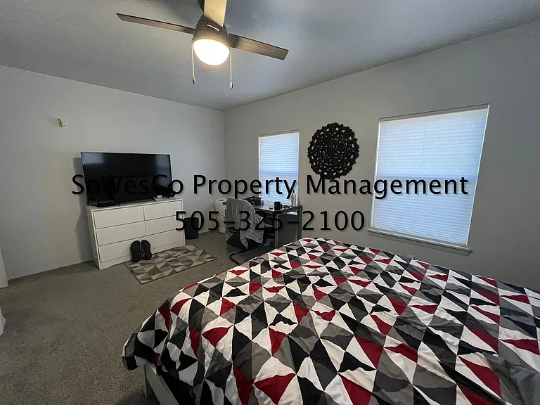 3008 N Sunset Ave — Photo 15