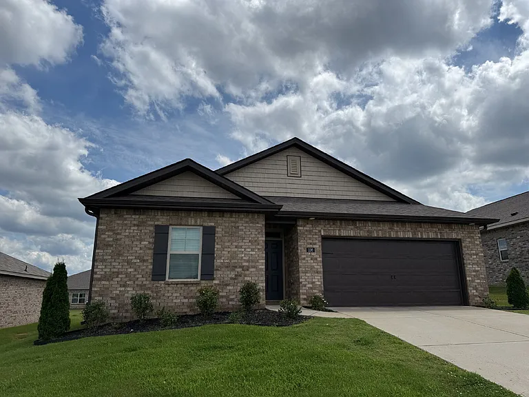 106 Settlement Dr — Photo 2