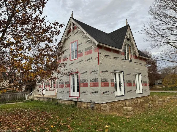 63 Dunedin Dr, Huron East, ON N0G 2W0