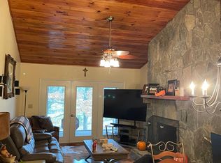 55 Smoke Rise Cir, Murphy, NC 28906