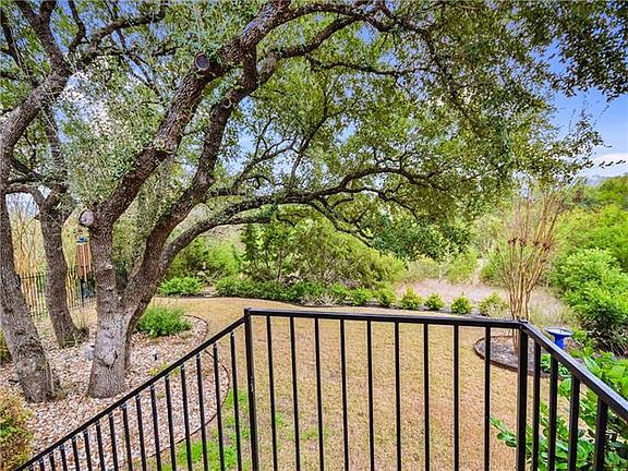 4th image of 904 Crestone Stream Dr