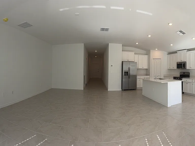 20207 Benton Ave — Photo 4
