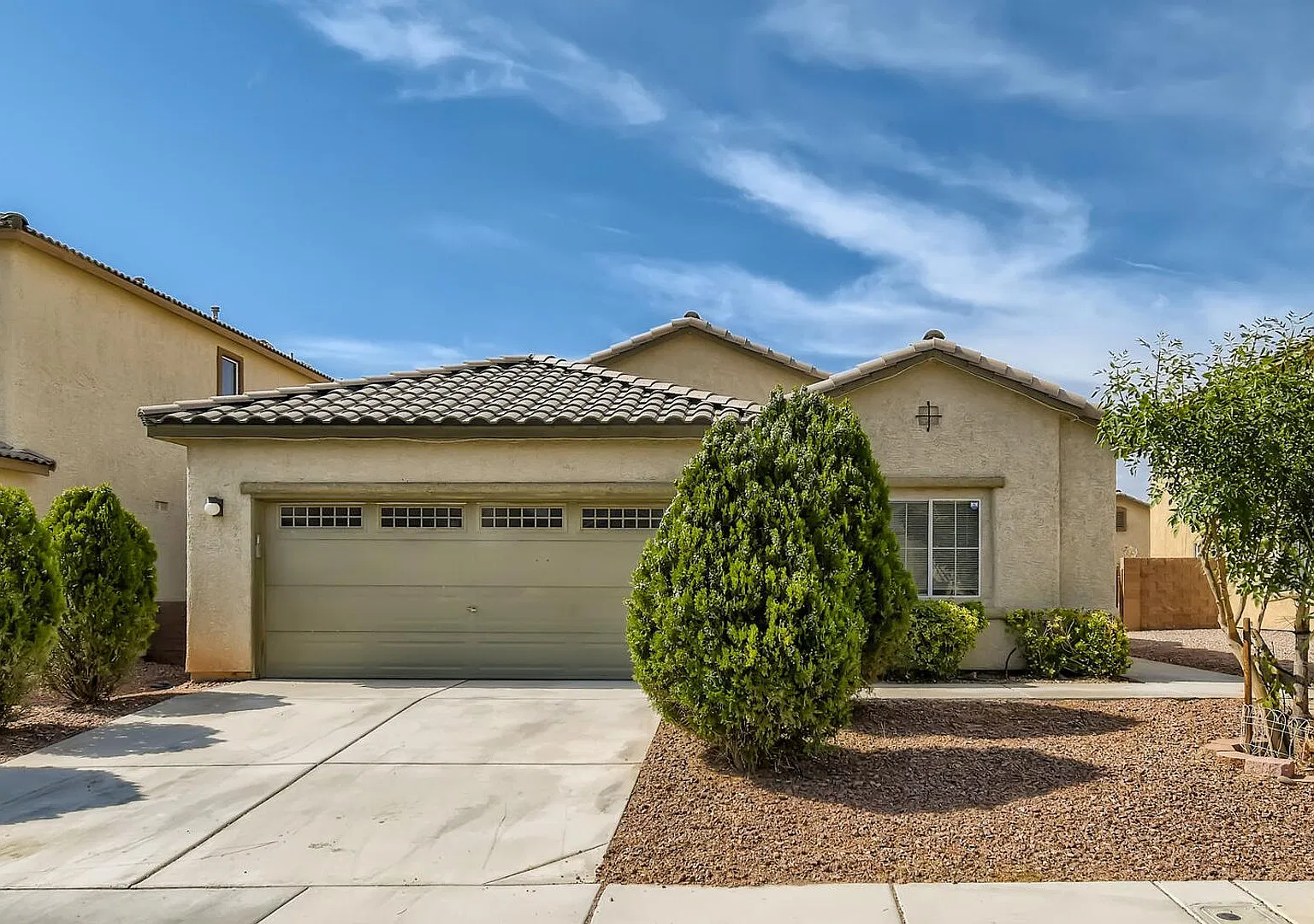 Move-In Ready Single-Story Home in North Las Vegas — Photo 1