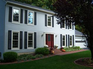 11574 Southington Ln, Herndon, VA 20170