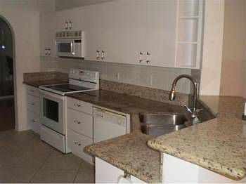 2nd image of 1631 Pembroke Rd