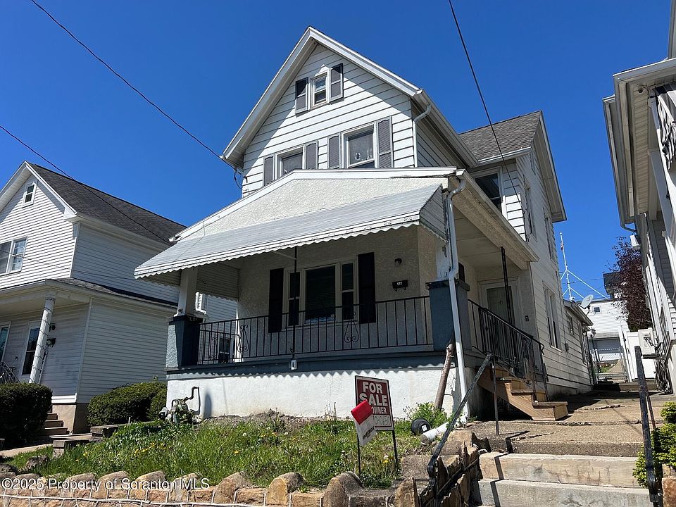 1st image of 523 N Rebecca Ave