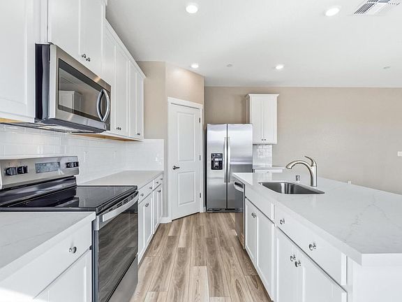 5th image of 3501 Dillion Way