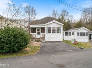 5355 E Pkwy LOT 102, Cosby, TN 37722