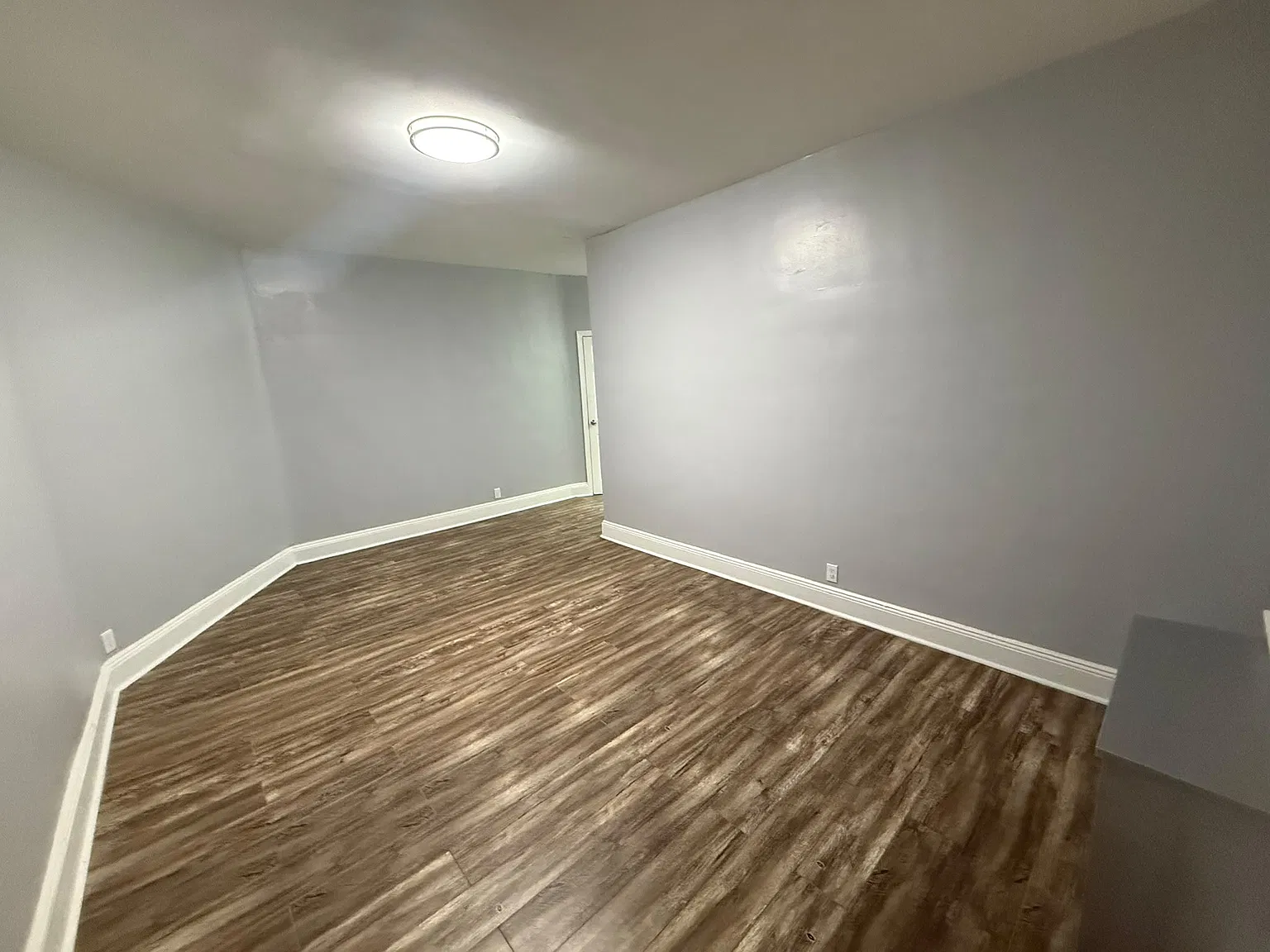 52 Anderson St — Photo 3