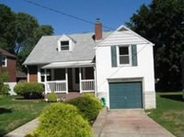 317 Butter Ln, Reading, PA 19606