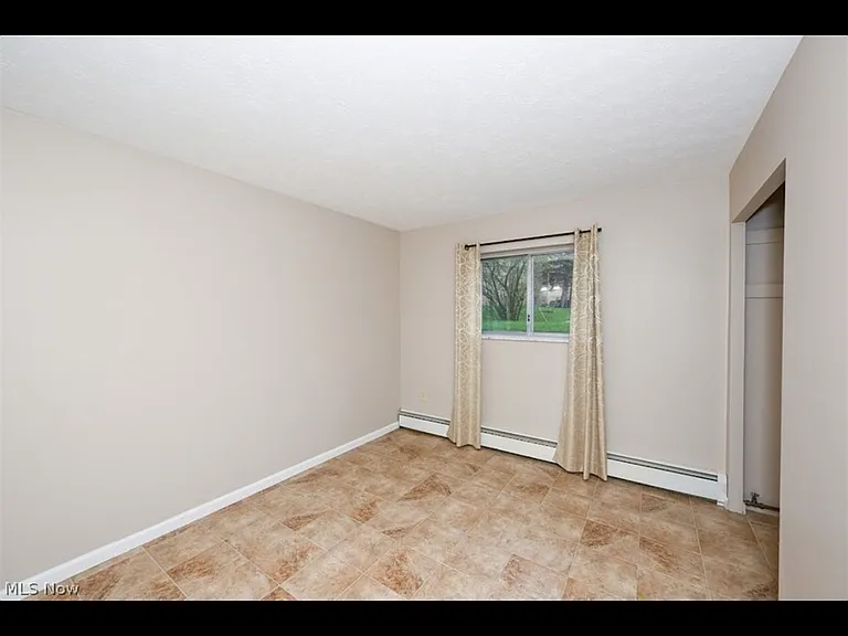 5200 Royalton Rd — Photo 6
