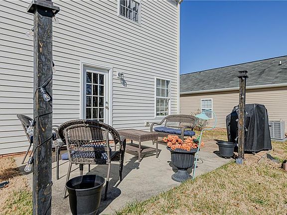 2nd image of 5312 Silverbrook Dr