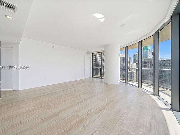 3rd image of 55 SW 9th St APT 3106