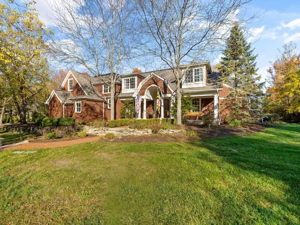 7040 Bordeaux Ct, Dublin, OH 43016