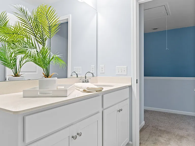 5049 Northstar Dr — Photo 13