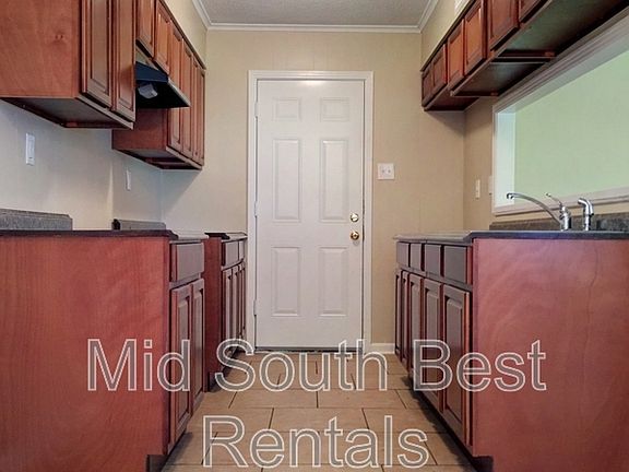 3rd image of 4533 Melwood St