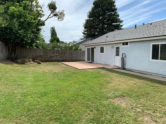 2nd image of 1474 Theresa St