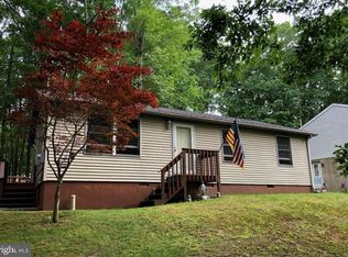 7 Holiday Dr, White Haven, PA