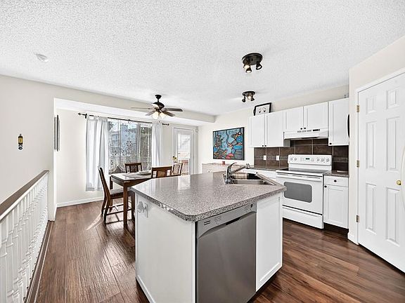 4th image of 14954 W Mount McKenzie Dr SE