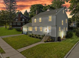 219 Stratford St, West Roxbury, MA 02132