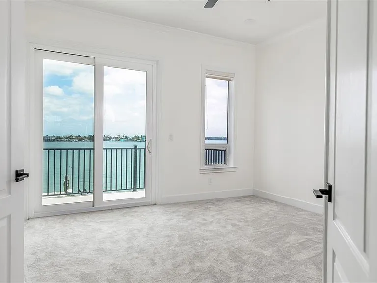 4 Paradise Ln — Photo 45