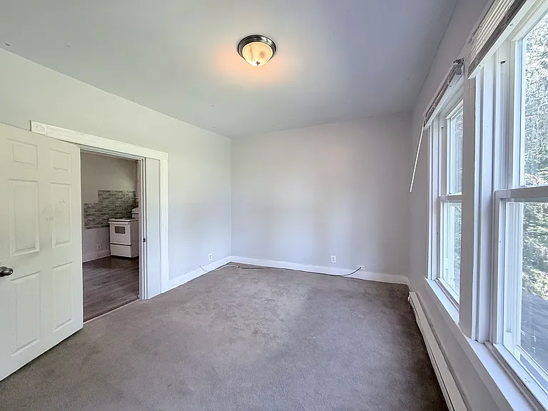 70 Champlin Ave #3A — Photo 11
