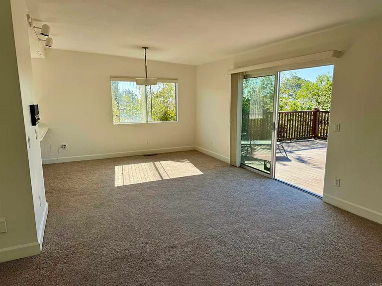 2511 El Amigo Rd — Photo 17