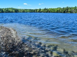 5 Menatoma Camp Rd, Readfield, ME 04355