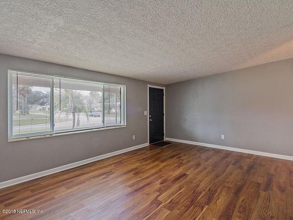 3rd image of 801 Grove Park Blvd