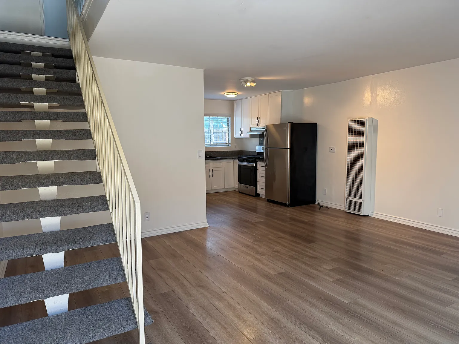 2 bed, 1.5 bath, 950 sqft, $2,600 — Photo 2