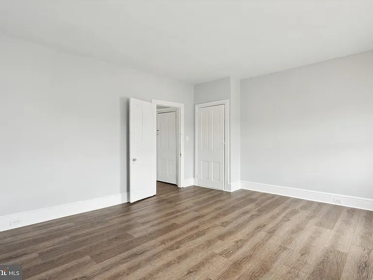 192 Dupont St #2 — Photo 10