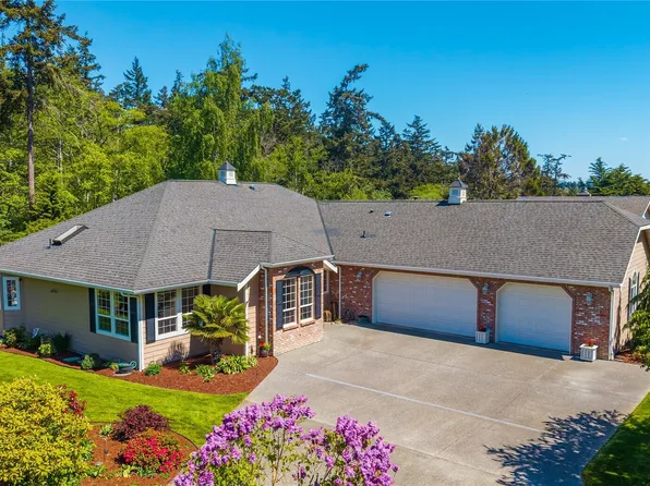 1546 Wedgewood Lane, Oak Harbor, WA 98277
