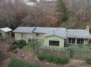 127 Wonderview Dr, Hayesville, NC 28904