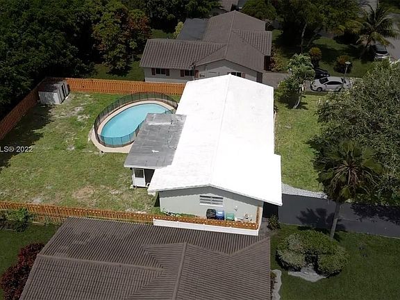 2nd image of 7514 NW 40th St #0