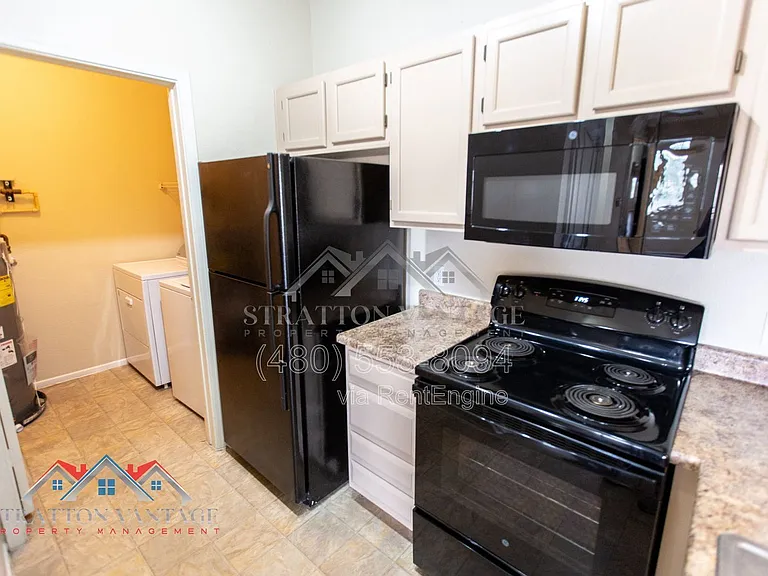 16013 S Desert Foothills Pkwy #2014 — Photo 8