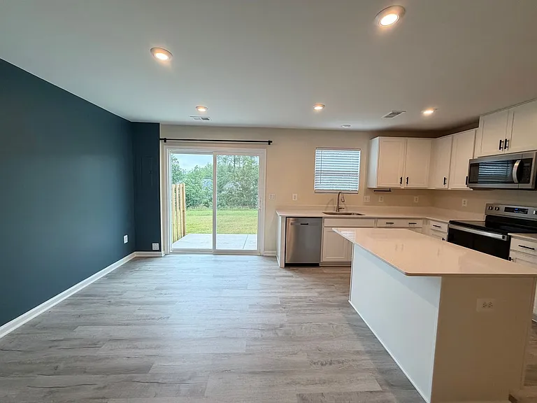 60 Sophie Kathyrn Dr — Photo 13