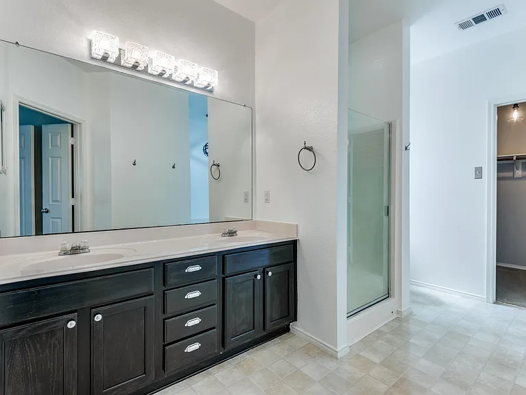 14513 Logan Springs Dr — Photo 21