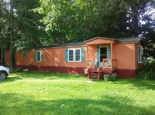 8 Wyman Rd, Deering, NH 03244