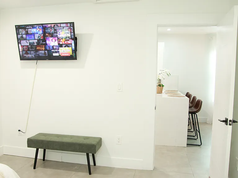 920 SW 4th Ave — Photo 15
