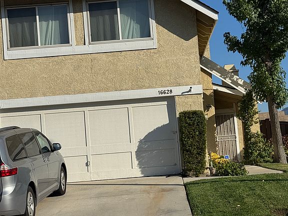 3rd image of 16628 Shinedale Dr